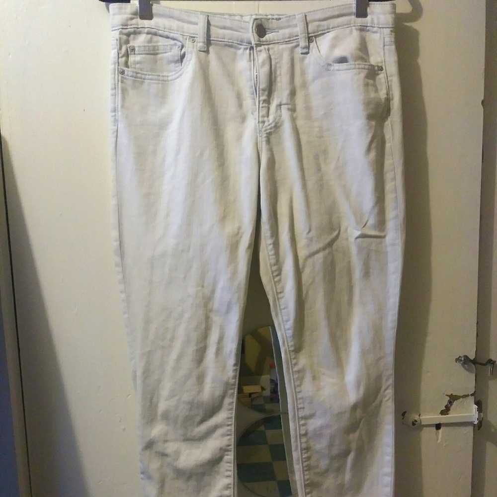White denim skinny jeans